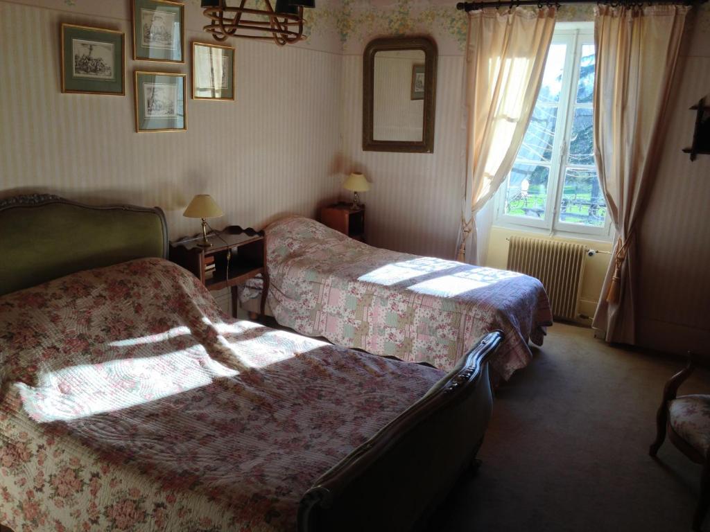 Domaine De Vilotte Bed and Breakfast Ardenais Camera foto